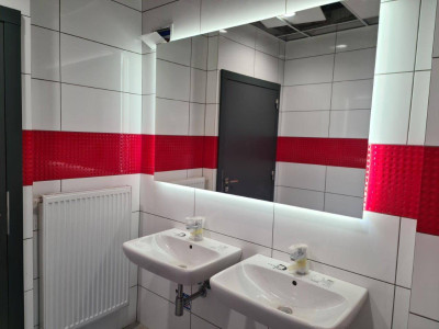 Powierzchnia biurowa wraz z magazynami na wynajem - różne wielkości - do 600 m2