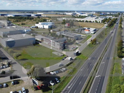 Powierzchnia biurowa wraz z magazynami na wynajem - różne wielkości - do 600 m2