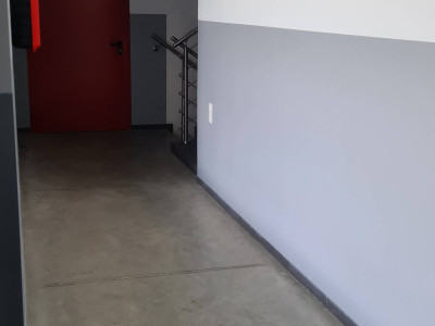 Powierzchnia biurowa wraz z magazynami na wynajem - różne wielkości - do 600 m2