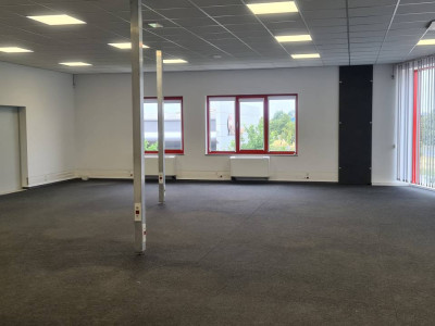 Powierzchnia biurowa wraz z magazynami na wynajem - różne wielkości - do 600 m2