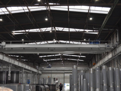 Obiekt produkcyjno - magazynowy z suwnicami