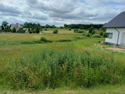 Działka budowlana z pozwoleniem na budowę - Kamela