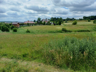 Działka budowlana z pozwoleniem na budowę - Kamela