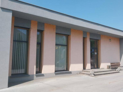 Teren przemysłowy wraz z zabudowaniami