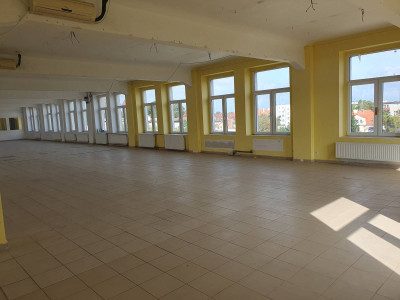 Nieruchomość na Sprzedaż