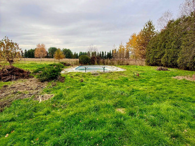 Blisko miasta, daleko od hałasu – działka, jakiej szukasz!