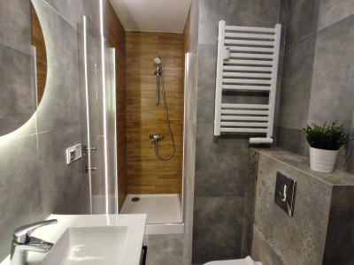 Widokowe Bez prowizji. Dwupokojowe w Krakowie po remoncie z klimatyzacją i umeblowane