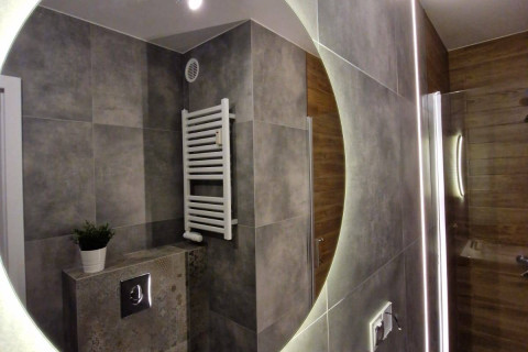 Widokowe Bez prowizji. Dwupokojowe w Krakowie po remoncie z klimatyzacją i umeblowane