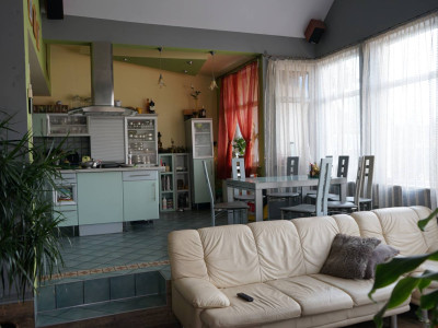 Przetarg na sprzedaż udziału w zespole nieruchomości