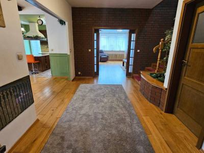 DOM 240m2 z fotowoltaiką, piwnicą i ogrodem zimowym. Działka 1250m2