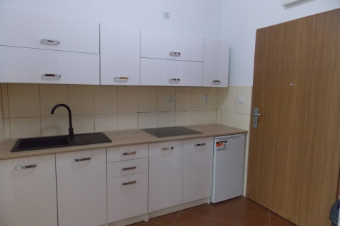 Sprzedam mieszkanioe 2 pokojowe 33m2 Właściciel