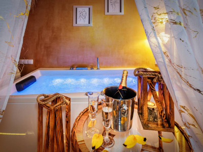 Sprzedam Obiekt z Apartamentami z wyposażeniem