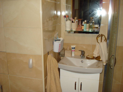 Bardzo dobra lokalizacja! Zadbane, do wprowadzenia się!