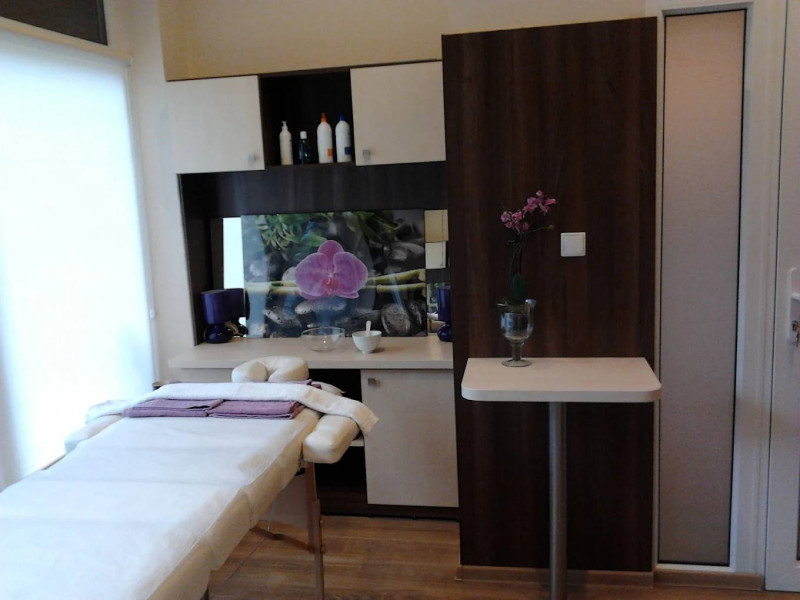 SPRZEDAM LOKAL USŁUGOWY