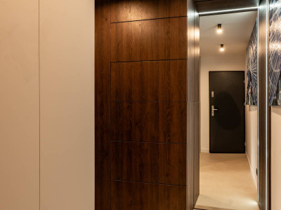 Wyjątkowy widok - centrum Warszawy, po remoncie w 2024 r., z balkonem