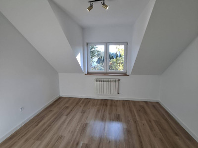 Duży dom na wynajem Kobyłka