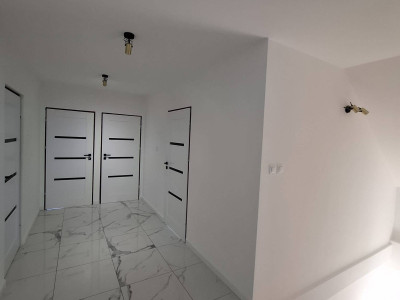 Duży dom na wynajem Kobyłka