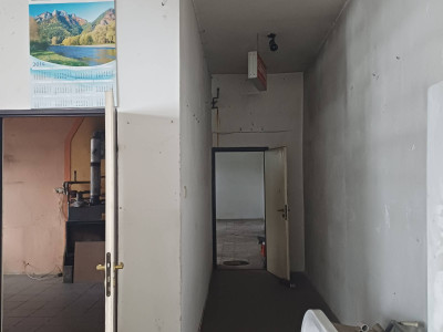 Lokal handlowo-usługowy