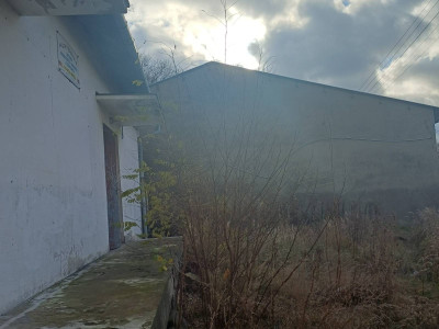 Lokal handlowo-usługowy