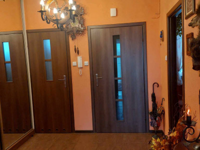 Sprzedam mieszkanie 4 pokojowe ,taras,parkong,balkon,piwnica