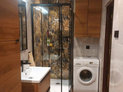 Sprzedam mieszkanie 4 pokojowe ,taras,parkong,balkon,piwnica