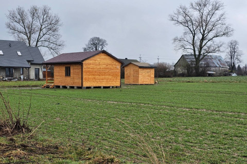 Działka wraz z domkiem.