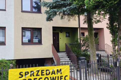 Sprzedam szeregowiec w Częstochowie bezpośrednio