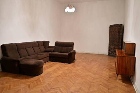Mieszkanie 80 m2 w kamienicy po kapitalnym remoncie