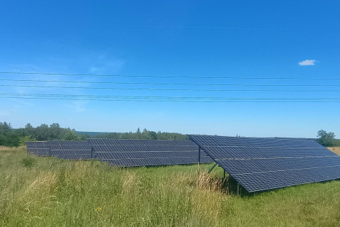 Sprzedaż nieruchomości niezabudowanych i zabudowanych