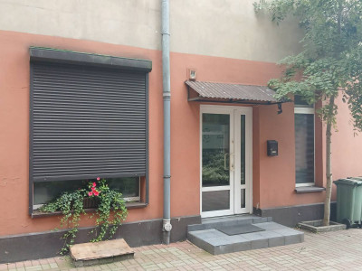 Sprzedam kamienicę i budynek biurowy