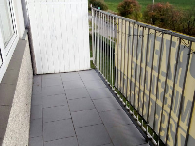 NA SPRZEDAŻ PRZESTRONNE, W PEŁNI WYPOSAŻONE MIESZKANIE – DOMANIKÓW, GMINA CHODÓW