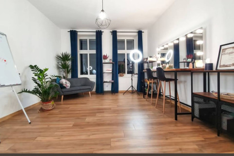 Wynajmę mieszkanie Gdańsk- Wrzeszcz Górny ok.80m2, jako lokal użytkowy.