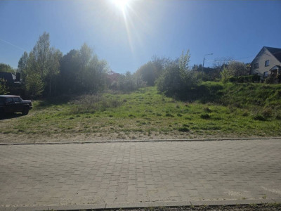 Dzialka budowlana na sprzedaż